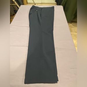 Balderssarini by Hugo Boss navy dress pants 34 30